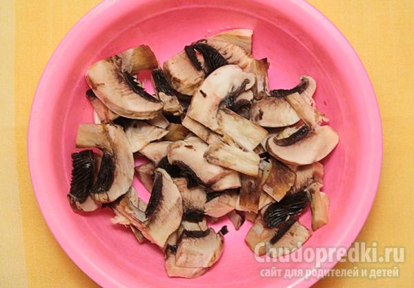 ароматный куриный суп с шампиньонами ароматный куриный суп с шампиньонами